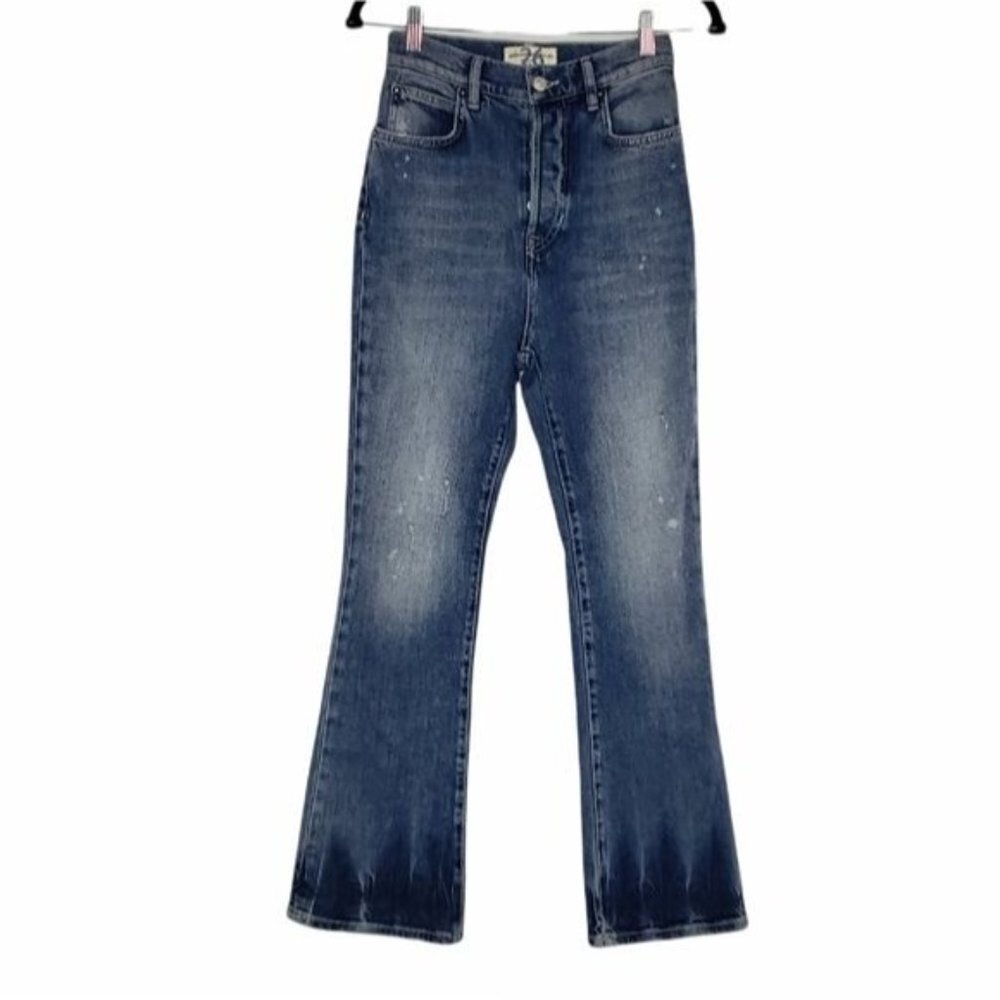 NWOT Free People Distressed Bootcut Jeans‎ Size 26